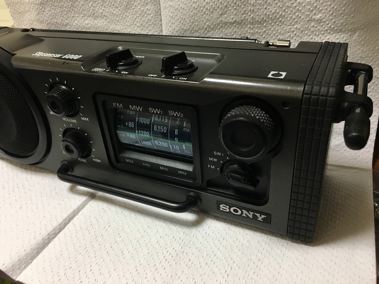 定番の冬ギフト ソニー スカイセンサー ICF6000感度良好 ラジオ